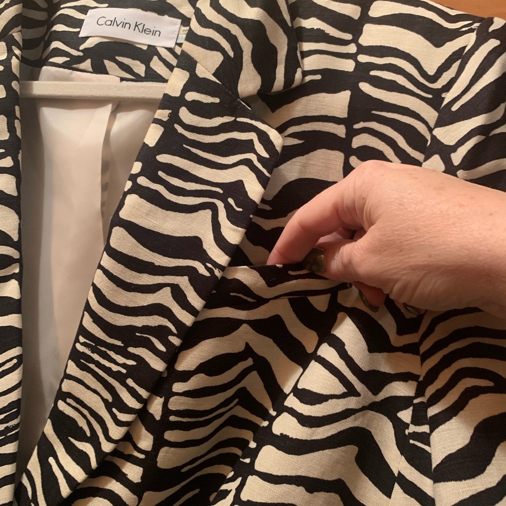 Calvin Klein Linen Black Cream Zebra Animal Print Lined Jacket NWOT Size 16W - Picture 7 of 10